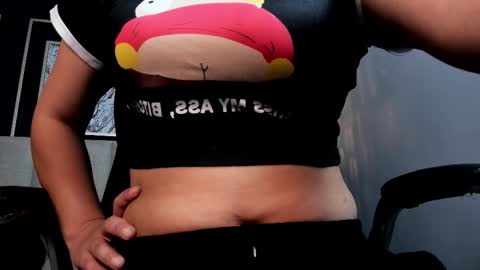 Coral Stefani online show from 10-21-25, 02:12