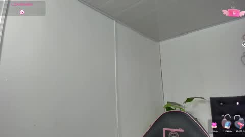 corall_tay online show from 09-20-25, 12:06