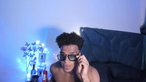 Snapshot of coreyglover chatting on 12-02-24, 01:36 CoreyGlover online show from 12-02-24, 01:36