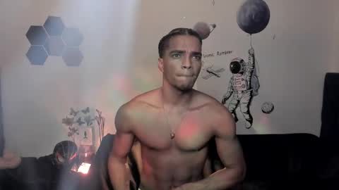 Snapshot of coreyglover chatting on 12-16-25, 09:25 CoreyGlover online show from 12-16-25, 09:25