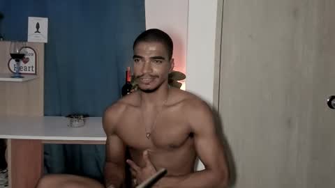 Snapshot of coreyglover chatting on 03-05-26, 09:27 CoreyGlover online show from 03-05-26, 09:27