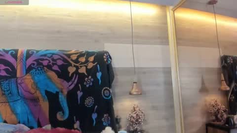 Cori online show from 09-18-25, 04:03