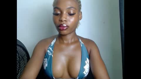 cornxcunt online show from 11-18-25, 09:52