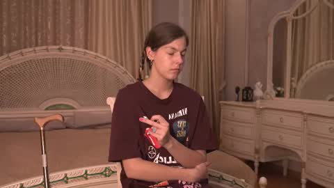 Snapshot of corriezarella chatting on 09-18-25, 03:25 call me Alice online show from 09-18-25, 03:25