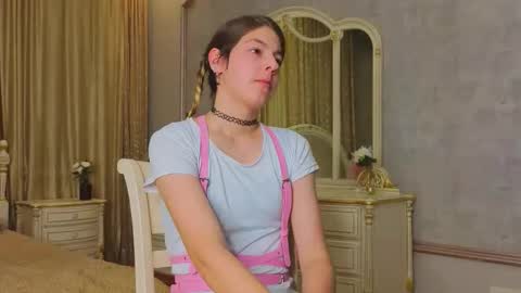Snapshot of corriezarella chatting on 10-01-25, 03:07 call me Alice online show from 10-01-25, 03:07