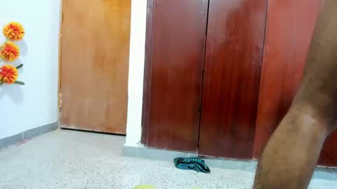 Ethan  online show from 12-24-24, 02:32