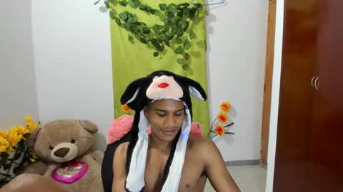 Ethan  online show from 12-28-24, 04:19