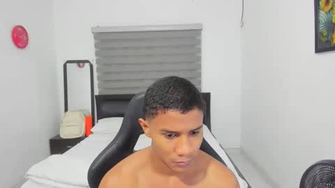 Snapshot of corzoethan chatting on 02-07-26, 11:30 Ethan online show from 02-07-26, 11:30