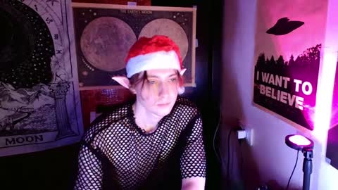 Snapshot of cosmonudes chatting on 12-24-24, 09:00 Barry online show from 12-24-24, 09:00