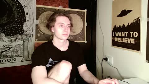 Snapshot of cosmonudes chatting on 02-12-25, 09:22 Barry online show from 02-12-25, 09:22
