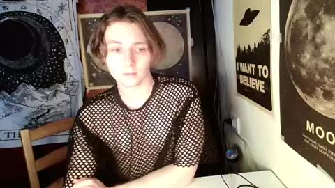 Snapshot of cosmonudes chatting on 02-16-25, 05:37 Barry online show from 02-16-25, 05:37