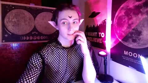 Snapshot of cosmonudes chatting on 03-01-25, 04:58 Barry online show from 03-01-25, 04:58