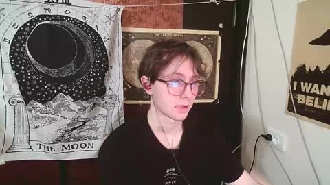 Snapshot of cosmonudes chatting on 10-14-25, 06:20 Barry online show from 10-14-25, 06:20