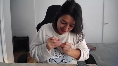 costantine helena24 online show from 11-28-25, 11:57