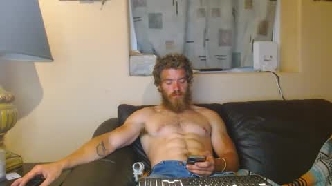 Snapshot of couplaloverz chatting on 09-30-25, 04:50 Tony online show from 09-30-25, 04:50