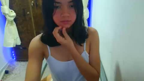 Snapshot of couple_hot_xxxz chatting on 11-17-25, 12:27 couple_hot_xxxz online show from 11-17-25, 12:27