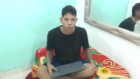 kloe matias online show from 10-02-25, 09:33