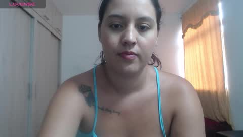  ALEJANDRO Y EMILY  online show from 09-27-25, 06:02