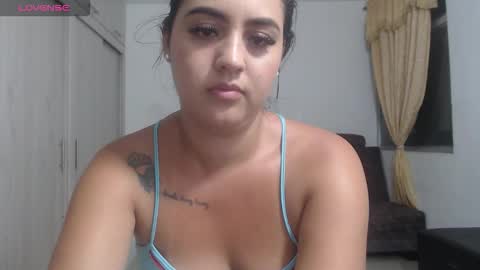 Snapshot of couple_sexandlove chatting on 11-13-25, 02:10 ALEJANDRO Y EMILY online show from 11-13-25, 02:10