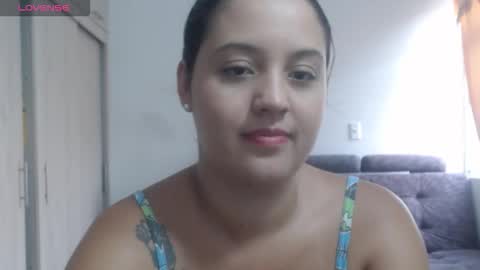 Snapshot of couple_sexandlove chatting on 11-28-25, 01:14 ALEJANDRO Y EMILY online show from 11-28-25, 01:14