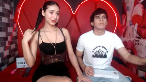 MIA LIZ AND SAM online show from 10-04-25, 07:56