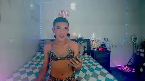 ALEXA  KIM online show from 11-04-25, 07:02