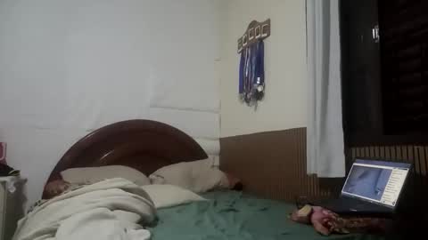 couplehot1515 online show from 02-15-26, 08:05