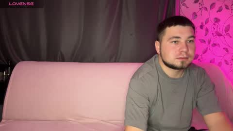 Emily  Ryan online show from 10-31-25, 08:21