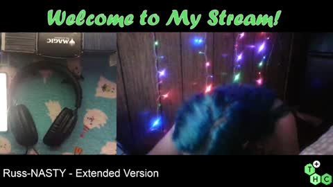 Snapshot of coupleofsinnerz chatting on 10-08-25, 10:57 coupleofsinnerz online show from 10-08-25, 10:57