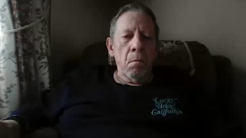 Snapshot of courieral1 chatting on 12-05-25, 08:45 courieral1 online show from 12-05-25, 08:45