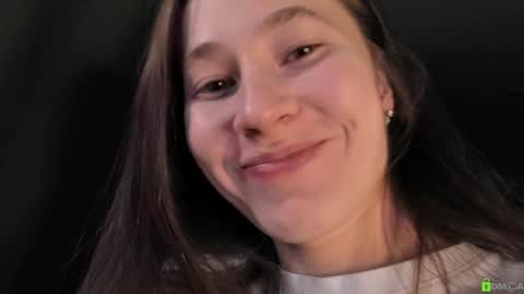 Snapshot of courtney_luv chatting on 02-20-26, 01:33 Im Courtney Nice to meet youFollow meInstagram courtneyluv778 online show from 02-20-26, 01:33