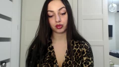 Snapshot of courtney_lux chatting on 12-04-25, 03:43 Courtney online show from 12-04-25, 03:43