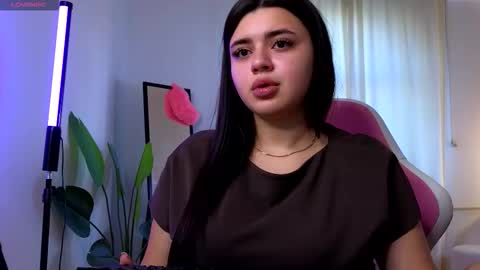 Courtney online show from 10-02-25, 01:40