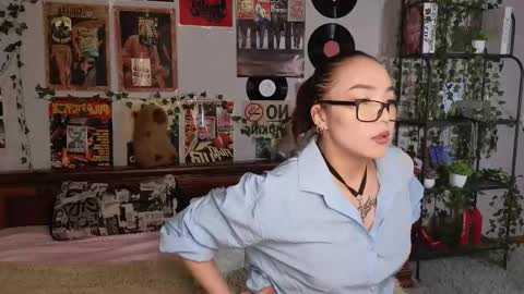 Snapshot of coventinahazleton chatting on 11-14-25, 08:07 Yuna online show from 11-14-25, 08:07