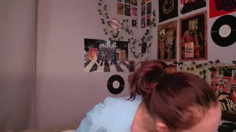 Snapshot of coventinahazleton chatting on 11-22-25, 09:25 Yuna online show from 11-22-25, 09:25