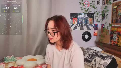 Snapshot of coventinahazleton chatting on 11-25-25, 08:31 Yuna online show from 11-25-25, 08:31