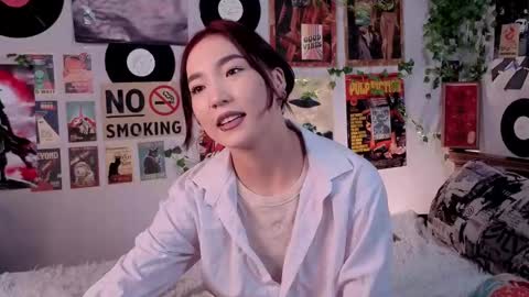 Snapshot of coventinahazleton chatting on 02-24-26, 08:29 Yuna online show from 02-24-26, 08:29