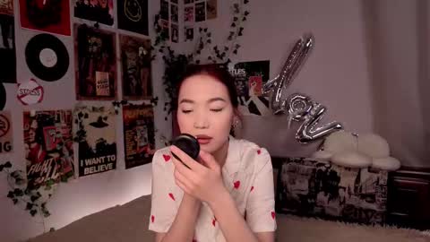 Snapshot of coventinahazleton chatting on 02-28-26, 08:10 Yuna online show from 02-28-26, 08:10