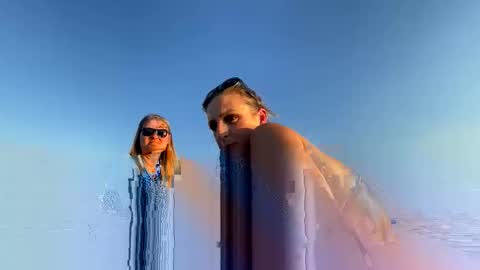 Cpl2Thrpl online show from 10-11-25, 11:14