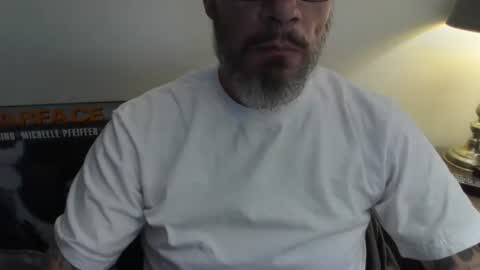 Snapshot of cpl_inlove chatting on 10-12-25, 07:46 cpl_inlove online show from 10-12-25, 07:46