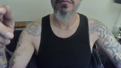 Snapshot of cpl_inlove chatting on 11-01-25, 12:45 cpl_inlove online show from 11-01-25, 12:45