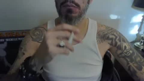 Snapshot of cpl_inlove chatting on 11-15-25, 01:40 cpl_inlove online show from 11-15-25, 01:40