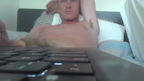 Snapshot of cptduckpants chatting on 12-22-24, 05:45 cptduckpants online show from 12-22-24, 05:45