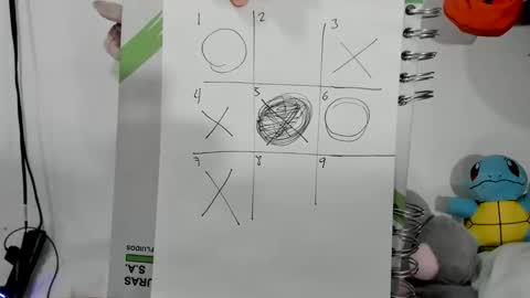 Snapshot of cracker_doll chatting on 10-27-25, 10:14 cracker online show from 10-27-25, 10:14