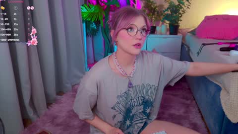 Snapshot of crazy__wine chatting on 12-05-24, 05:37 Sonya online show from 12-05-24, 05:37
