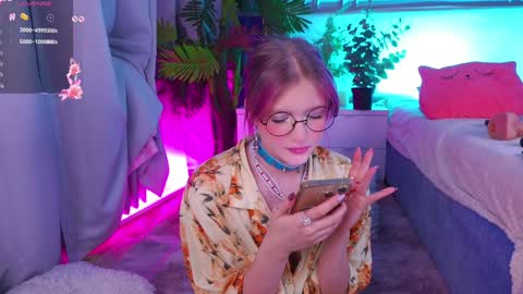 Snapshot of crazy__wine chatting on 12-15-24, 03:13 Sonya online show from 12-15-24, 03:13