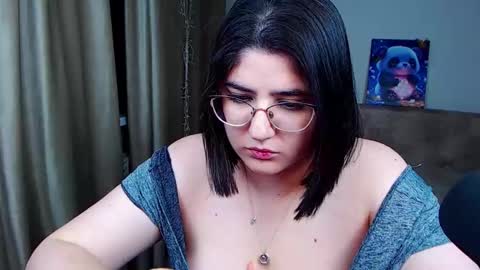 Snapshot of crazy_bunya chatting on 12-23-24, 02:07 Crazy Bunya online show from 12-23-24, 02:07