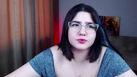 Snapshot of crazy_bunya chatting on 02-17-25, 01:53 Crazy Bunya online show from 02-17-25, 01:53