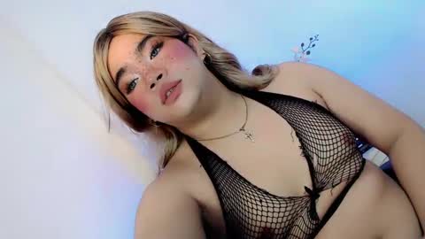 Hot Ayisha online show from 02-13-25, 08:55