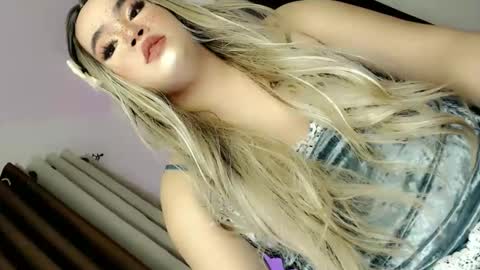 Hot Ayisha online show from 10-11-25, 05:55